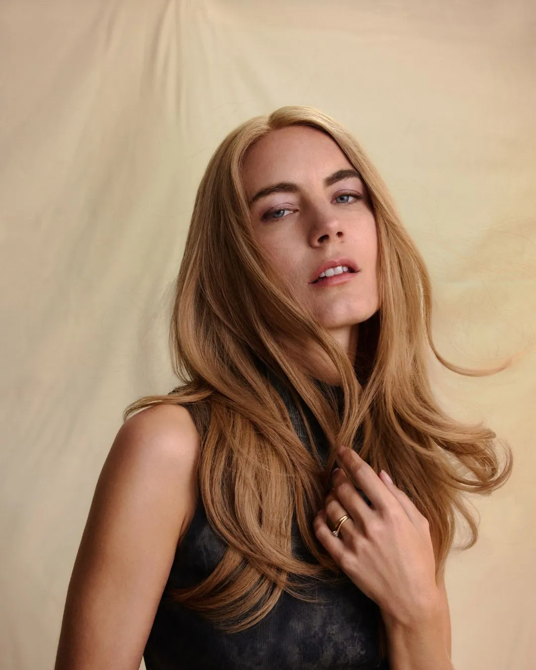 Natürlich aussehende Langhaarperücke in Blond